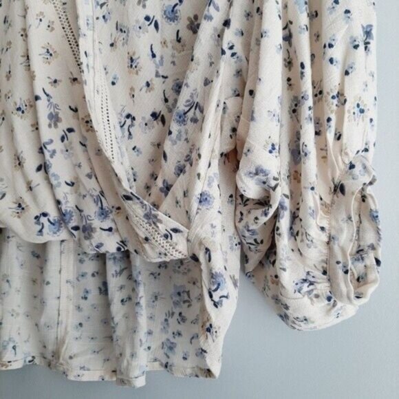 LOVESTITCH Boho Wrap Style V-Neck Surplice Floral Blouse Sz S - Picture 6 of 12